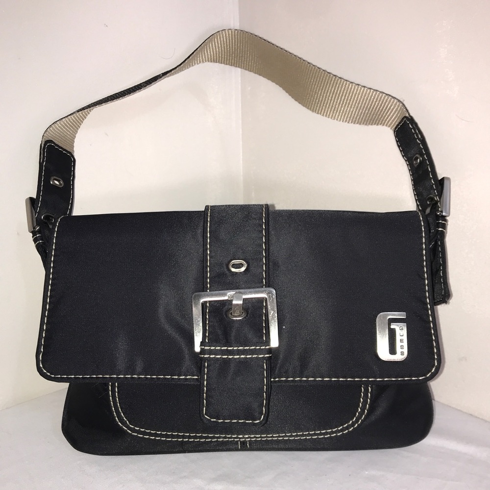 GUESS Vintage Black Silver Buckle SleekShoulderBag